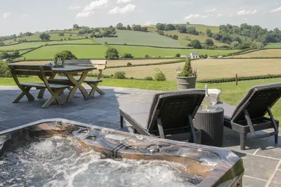Image de Shepherd'S Rest, pet friendly, luxury holiday cottage in Montgomery
