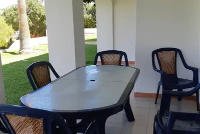 Image de 211- Amazing garden level Apartment - fantastic location