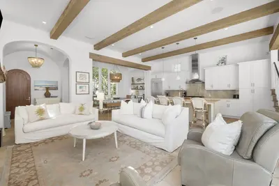 Image de Harper Cottage & Carriage House - Stunning, Private Pool, 4 Bikes