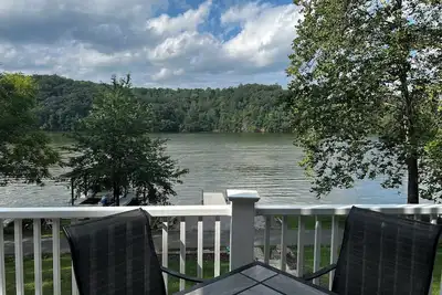 Image de Waterfront Lake Home (Claytor Lake) near Vt and Ru