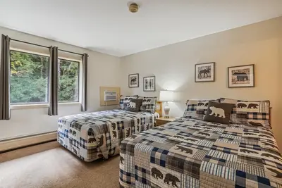 Image de Two Double bed Standard Hotel room 218