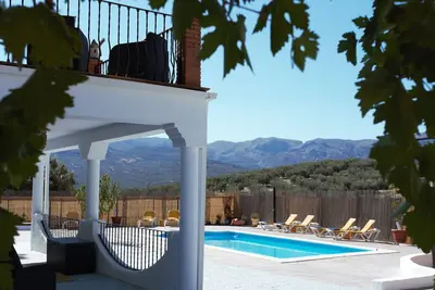 Image de Villa with private pool, Mountain views and easy access to visit Andalucia