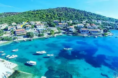 Image de Apartments Peselj-Studio Apartment with Balcony and Sea View