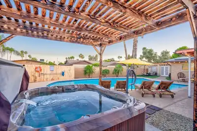 Image de Spacious Old Town Scottsdale Paradise w/ Heated Pool, Hot Tub, Firepit & Grill!