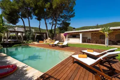 Villa enchanteresse \"Casa Es Pins\" avec piscine, terrasse, climatisation et Wi-Fi