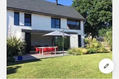 Image de House on the edge of the Gulf of Morbihan, the beach 2 minutes walk.