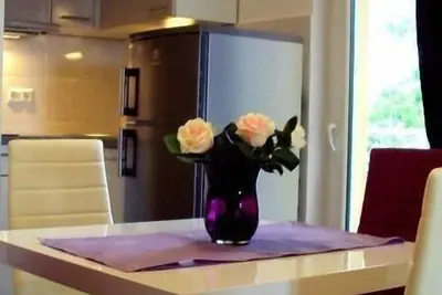 Image de Appartement de vacances Omiš pour 1 - 4 personnes avec 1 chambre à coucher - Maison de vacances