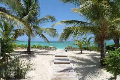 Image de Datai. . . Your \"Home\" In Whitby, North Caicos