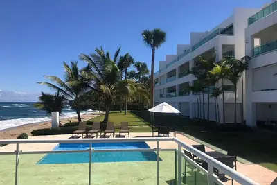 3bd sea-views condo in quiet beachfront resort with pool