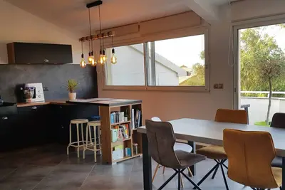 Image de Villa de toit 145m2 vue dégagée sur la mer, l'étang et les îles,