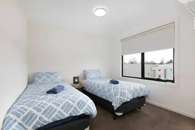 Image de Domi Rentals - The Carlisle Apartments