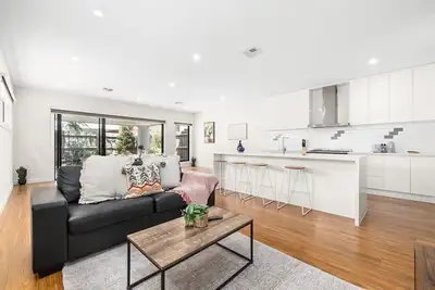 Image de Domi Rentals - The Rayhur Residence