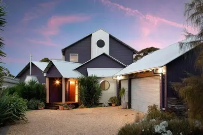 Image de Beachwood Retreat for Ultimate Relaxation