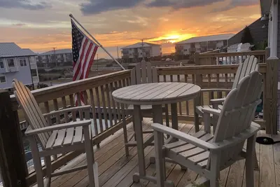 Image de Waterfront Gated Townhome w/pool and walk to Beach. Queens Grant - Marina - Dock