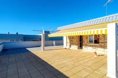 Cond. Franco penthouse three-room seafront apartment 360-degree panoramic view