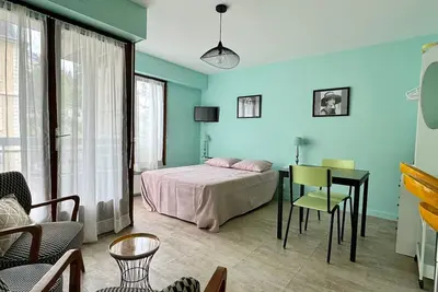 Image de Studio lumineux et fonctionnel à Aix-les-Bains, proche centre-ville et thermes