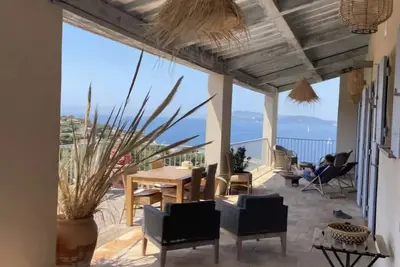 Image de Maison panoramique spacieuse calme vue Mer au Pradet à 4min à pieds des plages