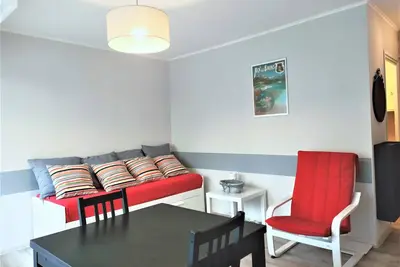 Image de Studio moderne à Aix-les-Bains, proche centre-ville et Thermes, avec balcon et fibre optique!