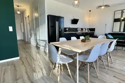 Image de Fantastic stay in T5 \/center \/near the beach \/9 pax \/Place Catalogne😍