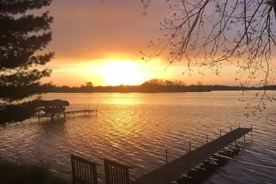Image de West Rush Lake -Near Public Boat Launch- Dock, Fire Pit and Deck to relax on
