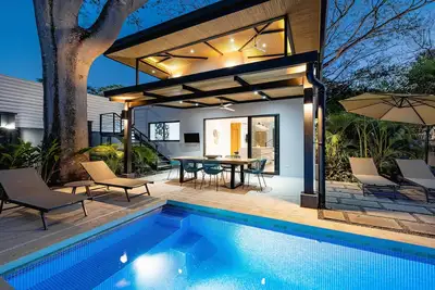Image de Beautiful House with Private Pool Perfect for a Family Retreat!