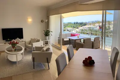 Image de Parque nÂş 8 - Penthouse confortable de deux chambres, piscine communautaire, terrasse sur le toit, c