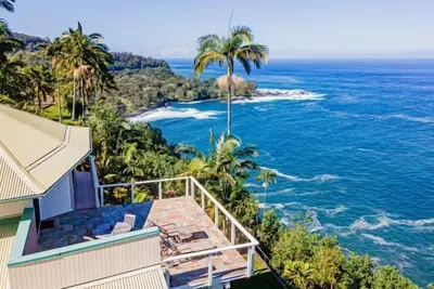 Image de Cliffside Home w\/Gorgeous Ocean Views and Tropical Garden. Paradise Bluff