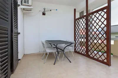 Image de Appartement de deux chambres avec la terrasse et la vue sur le mer Pag (A-18345-a)