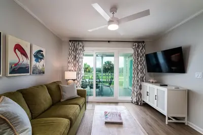 Image de Walk to Beach/Pools & Golf! 2br/2ba Villa! Amenity Cards Available!