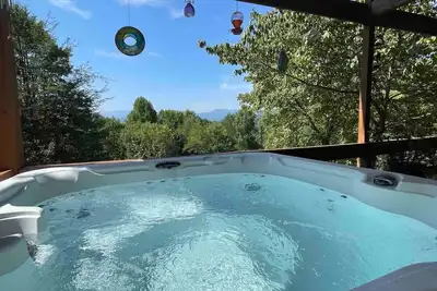 Image de 4 Cabins/Mountain Views /Jacuzzi/Wi-Fi/Large Groups