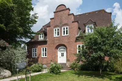 Image de KĂĽnslerhaus an der NordseekĂĽste