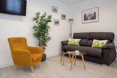 Image de Lovely & Chic one bed apartment next to El Prado.