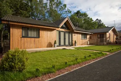 Treetops, pet friendly, character holiday cottage in Otterburn