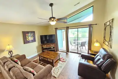 Image de Grand Getaway Branson Suite at the Greens at Thousand Hills! Great Rates!