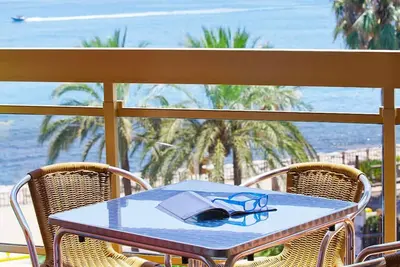 Image de Four stars Aparthotel - Sea views - week 33