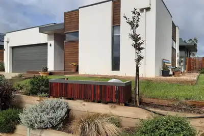 Image de Relax in style at Mi Casa on the Bellarine Peninsula.