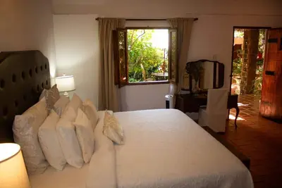 Image de Beautiful Luxury King Bed Room in Valledupar Boutique Hotel