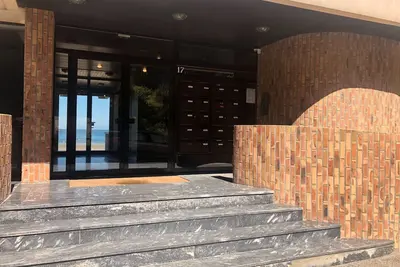 Image de Vaste duplex avec terrasse et vue incroyable sur mer!