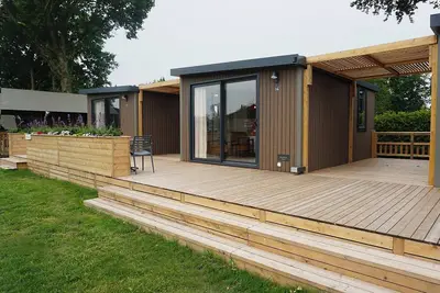 Image de 2 + 2-person Hotel lodge
