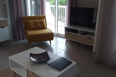 Image de Superbe F2 de 54m2 climatisé -3 *- centre ville- La Grande Motte (Hérault)
