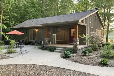 Image de Hemlock Cottage on beautiful Pikes Lake