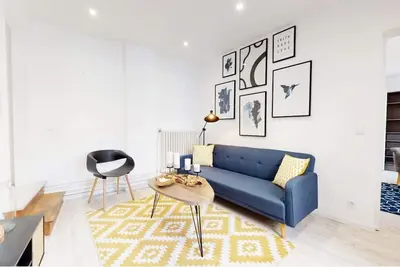 Image de 40 M2# Design plein centre#Bestofblo