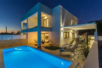 Image de Belle maison Ă Linardici avec WiFi