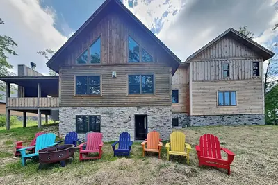 Image de Cj's Mountain Lodge | Indoor Pool, Hot Tub, Fire Pit