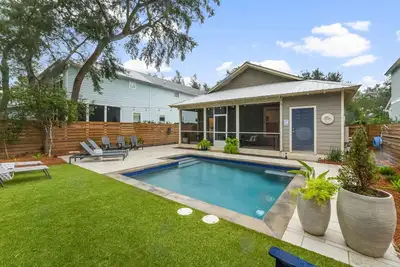 Image de 30a Beach House with Private Pool - Golf Cart Incl, Beach, Free Golf Daily