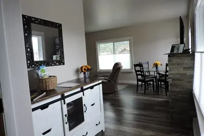 Image de 2 bm newly reno condo w/Amazing Mt. view & 2 blks fr main st /Arkansas River