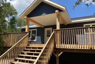 Image de New Large Bruce Peninsula Cottage