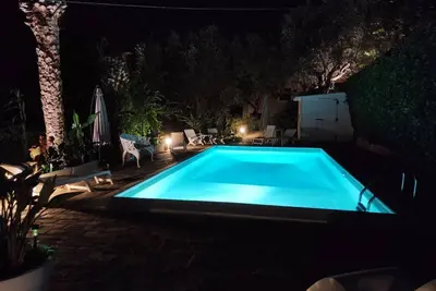 Image de Dog Friendly Apartment in Villa with Pool and Dog Area