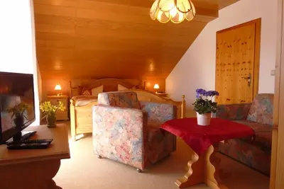 Image de Spacious double room with south-west facing balcony