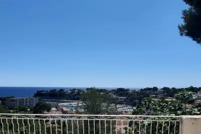 Image de Belle maison avec vue mer et port